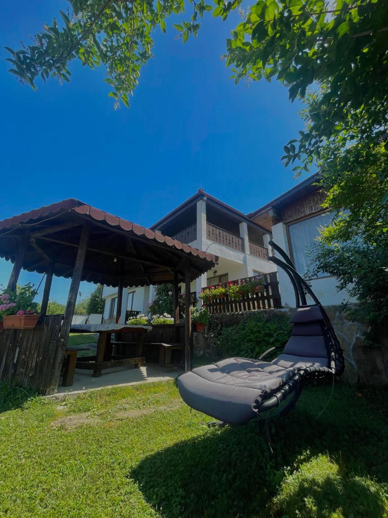 Bachvarovi Villas Трявна Экстерьер фото