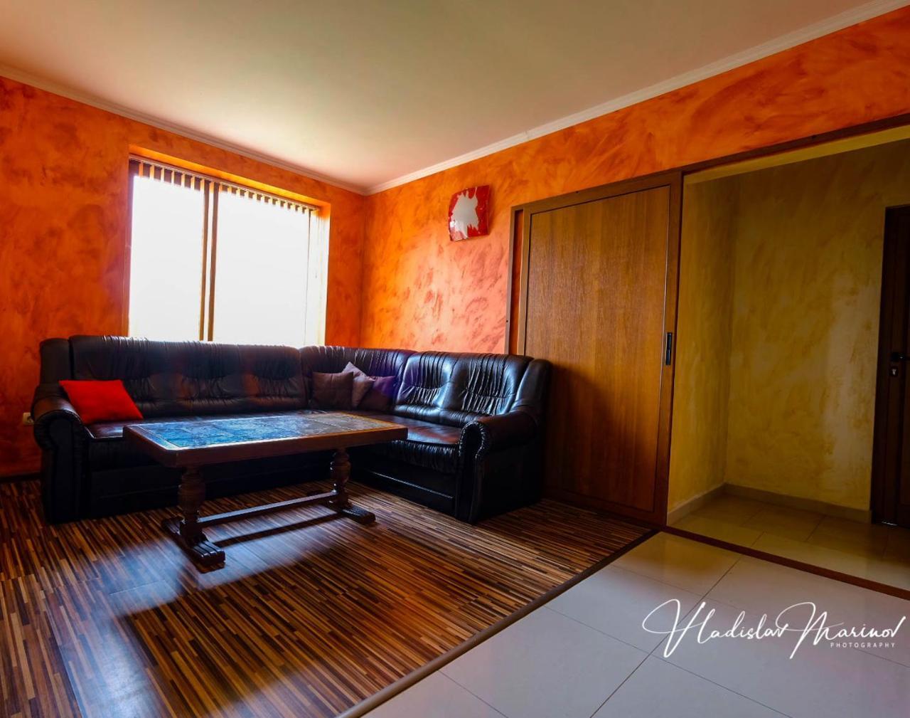 Bachvarovi Villas Трявна Экстерьер фото